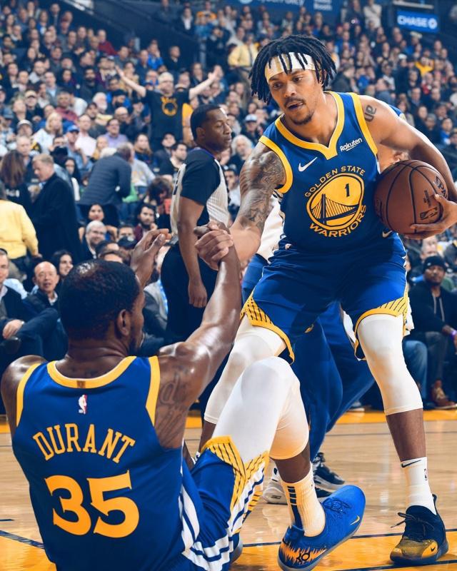 关于绿军球员全力以赴，为球队取得胜利贡献力量的信息