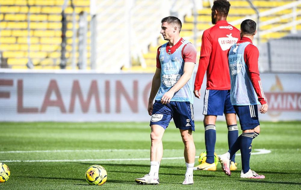 开云体育在线-包含兰斯在主场惨败蒙彼利埃，遭遇失利的词条