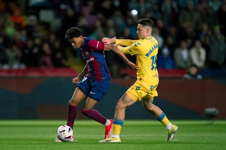 开云下载-兰斯客场失利，战绩下滑势不可挡的简单介绍