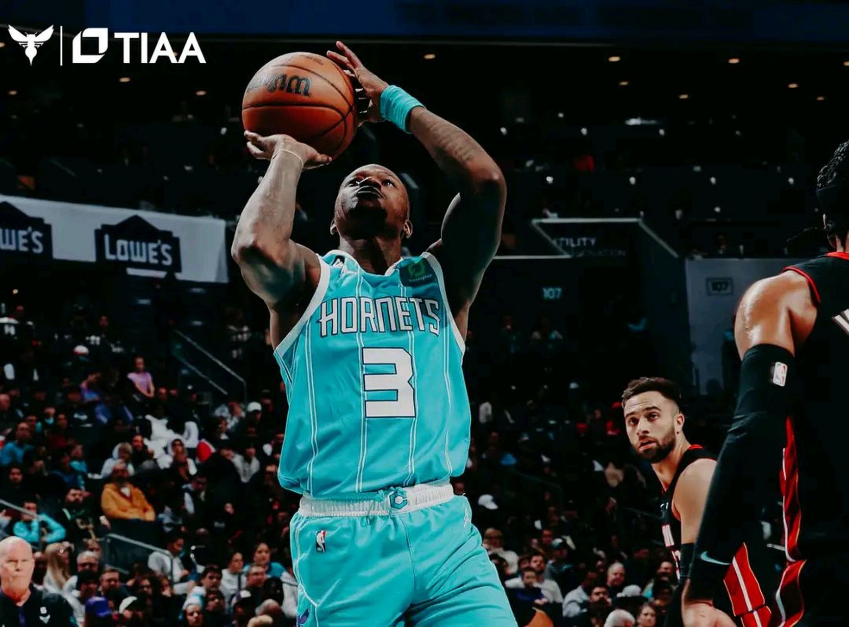 开云体育APP下载-热火队主场迎战黄蜂队士气高涨