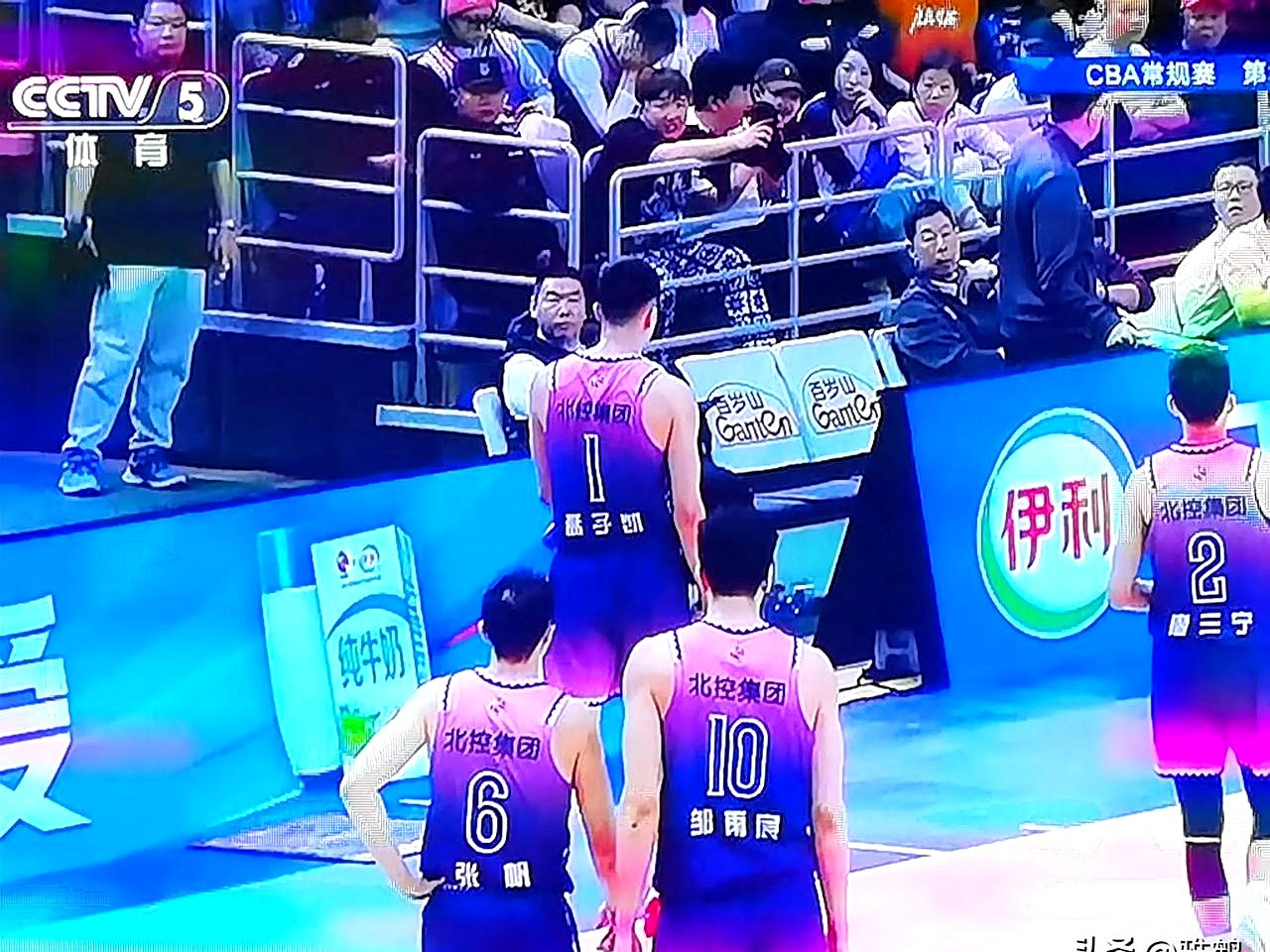 开云平台-教练组织战术演习，提高球队整体实力