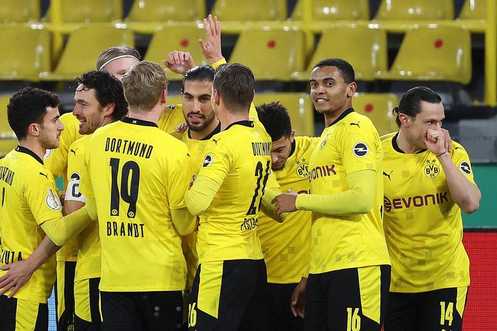 独家：曼联世俱杯首战阵容预测的简单介绍