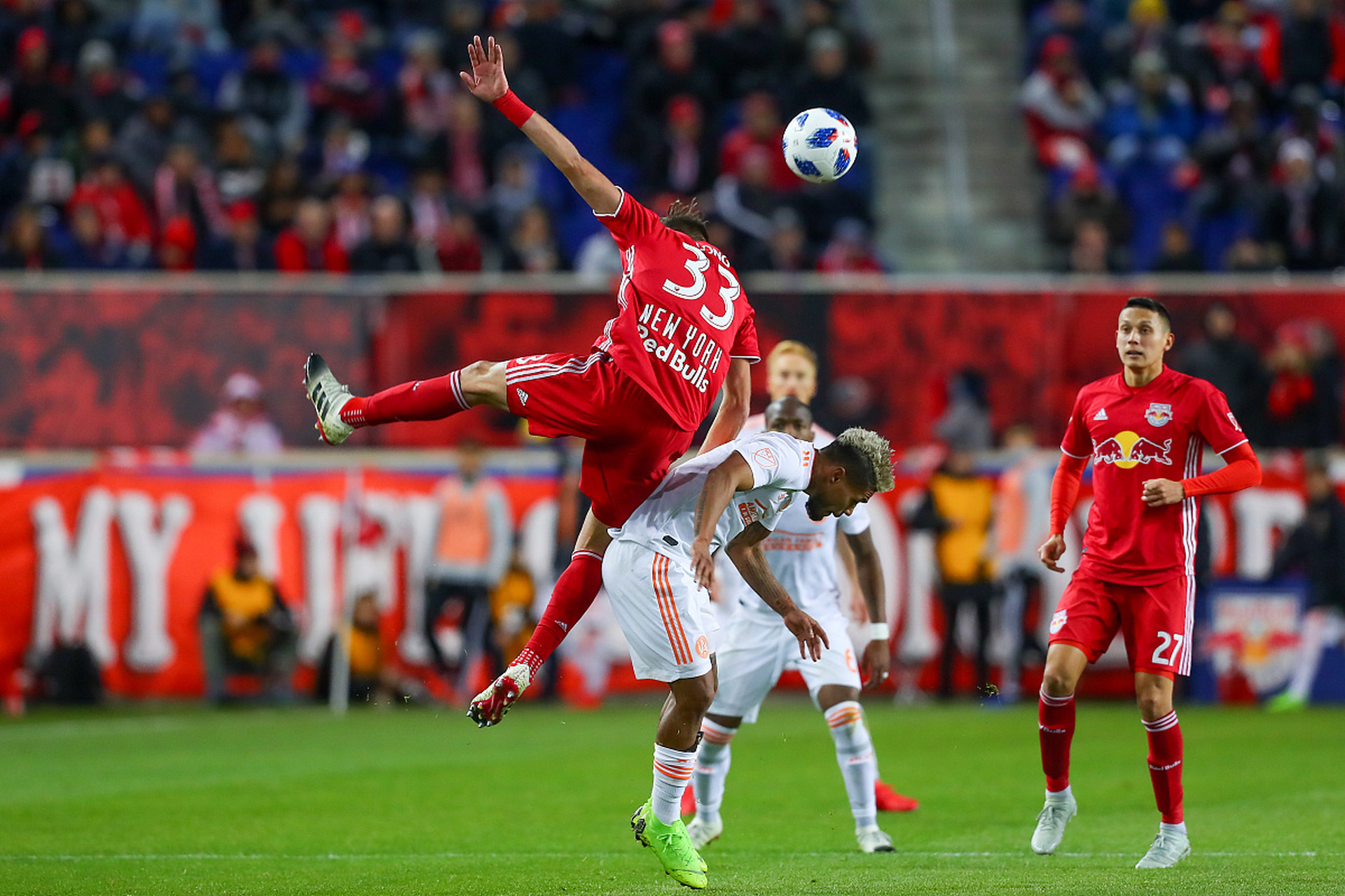 开云平台-利物浦再闯决赛，英超球队狂飙进攻！