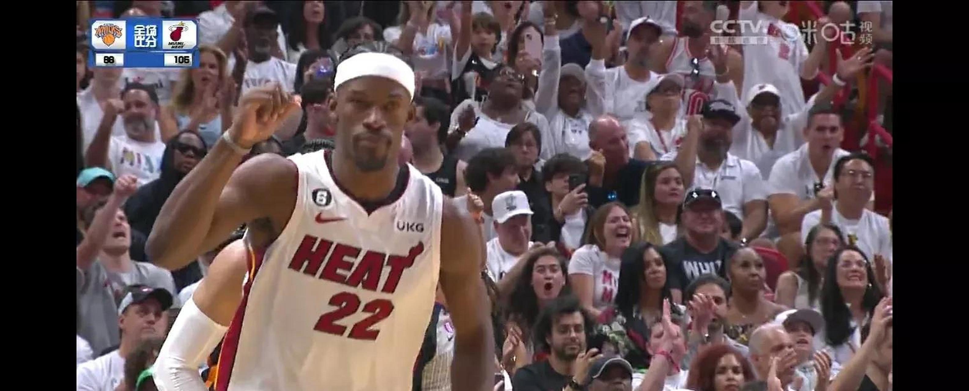 尼克斯大胜热火，取得三连胜的简单介绍