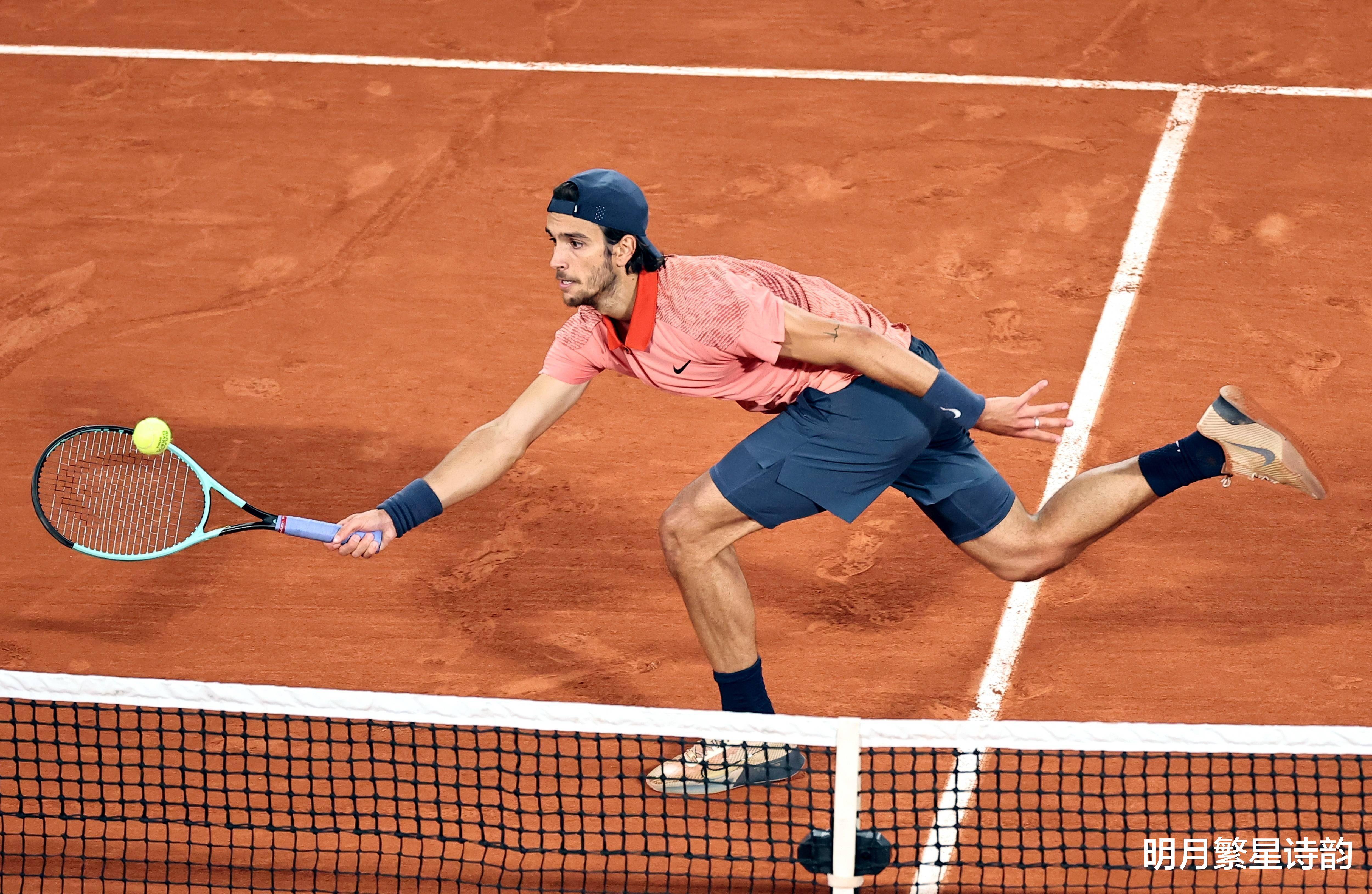 开云下载-精彩赛事充满着悬念，胜负往往在一线之间