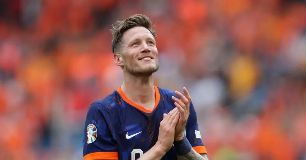 关于阿贾克斯大胜，出线前景一片明朗的信息