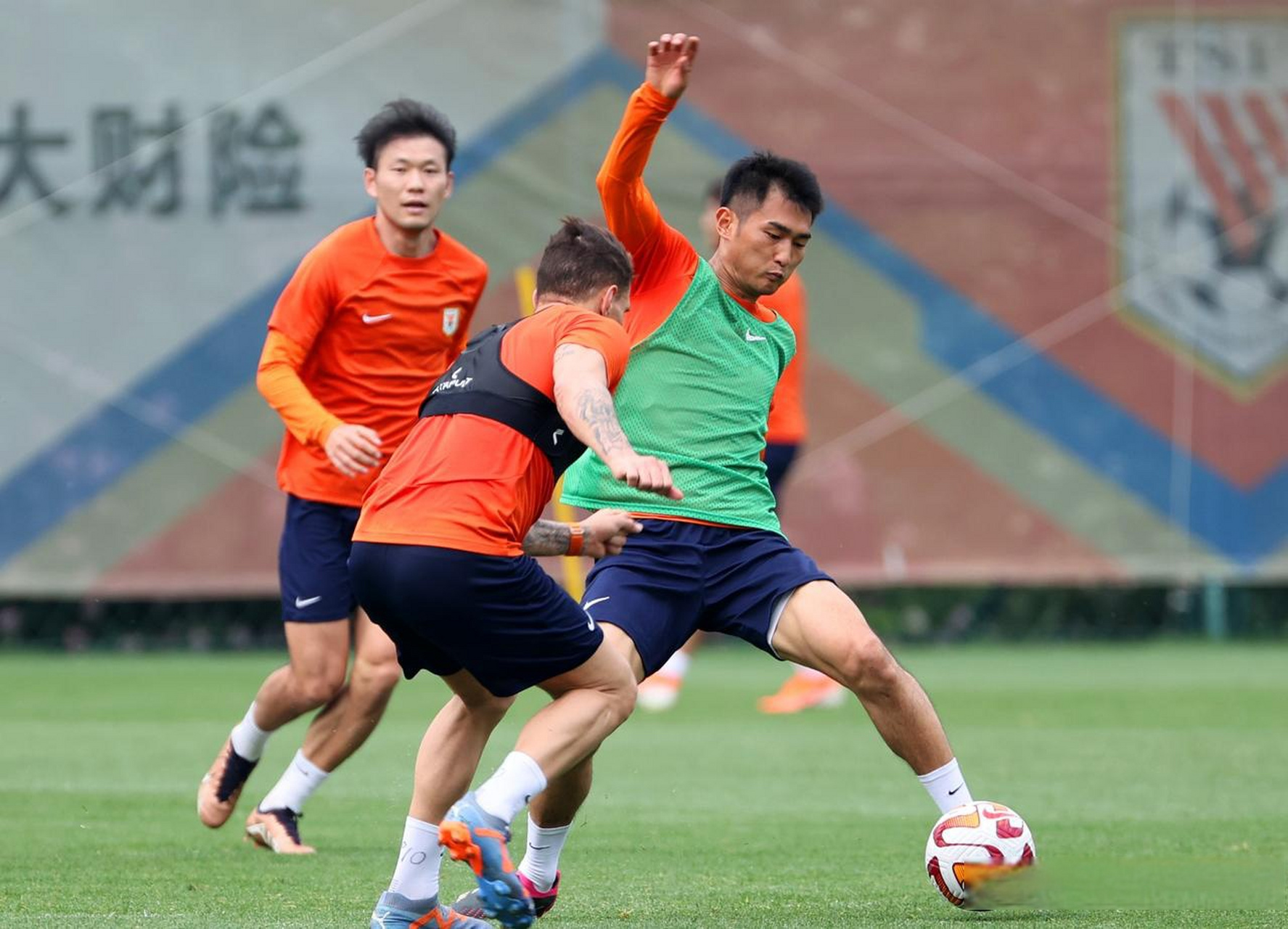 开云体育在线-湖北男篮战术灵活，积极备战