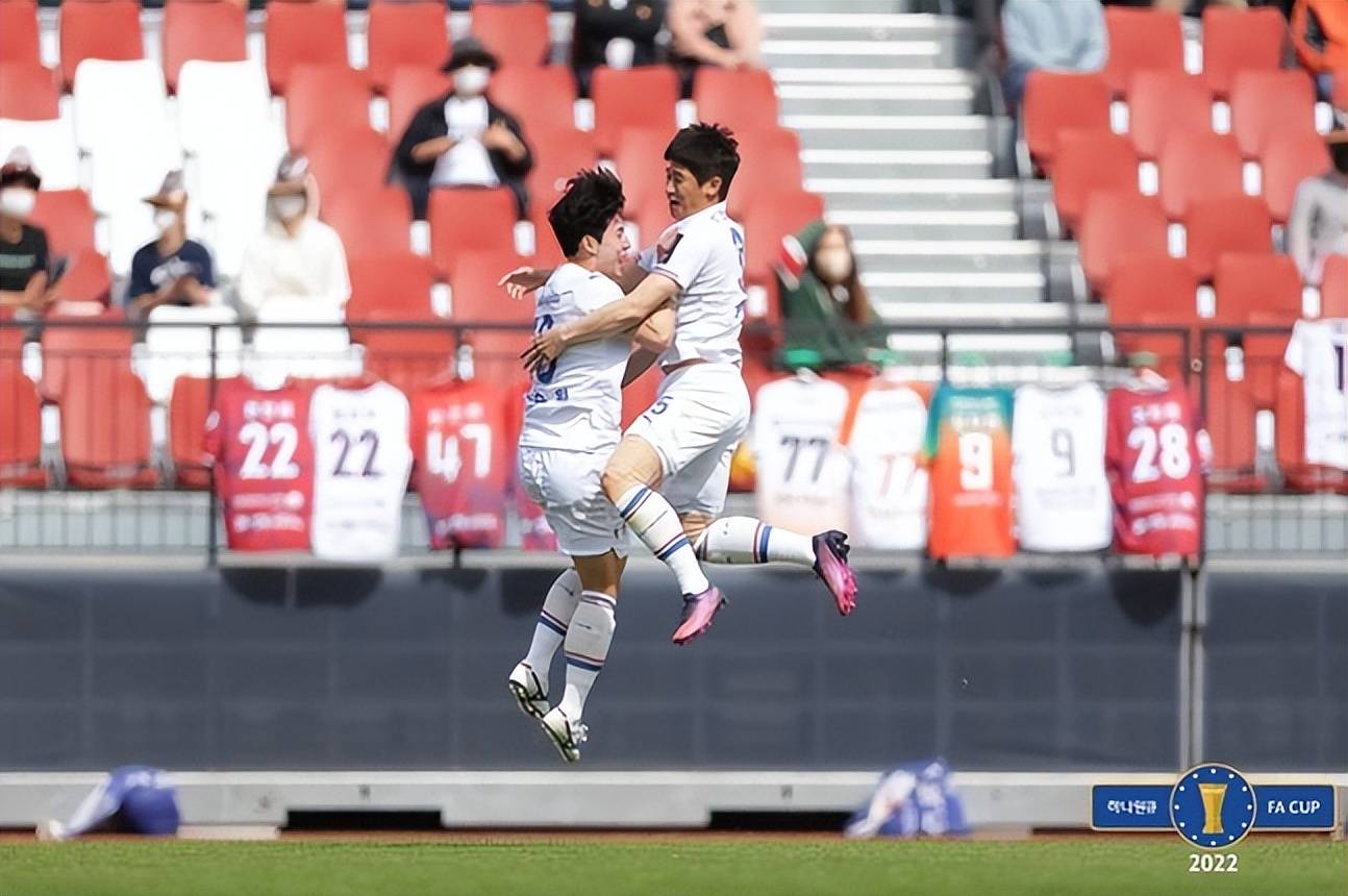 意甲劲旅争冠热门，谁能笑到最后？