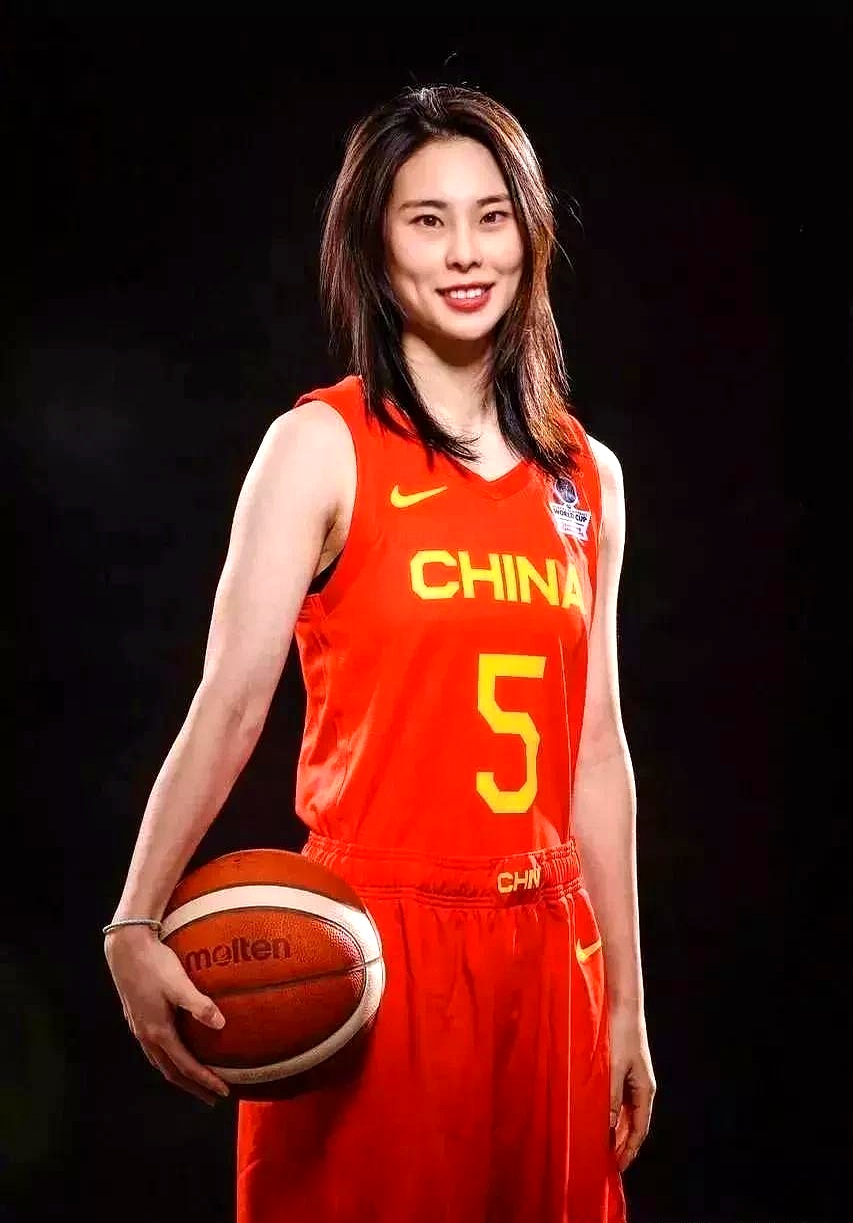 开云官网-WNBA总决赛即将打响，女篮巅峰对决