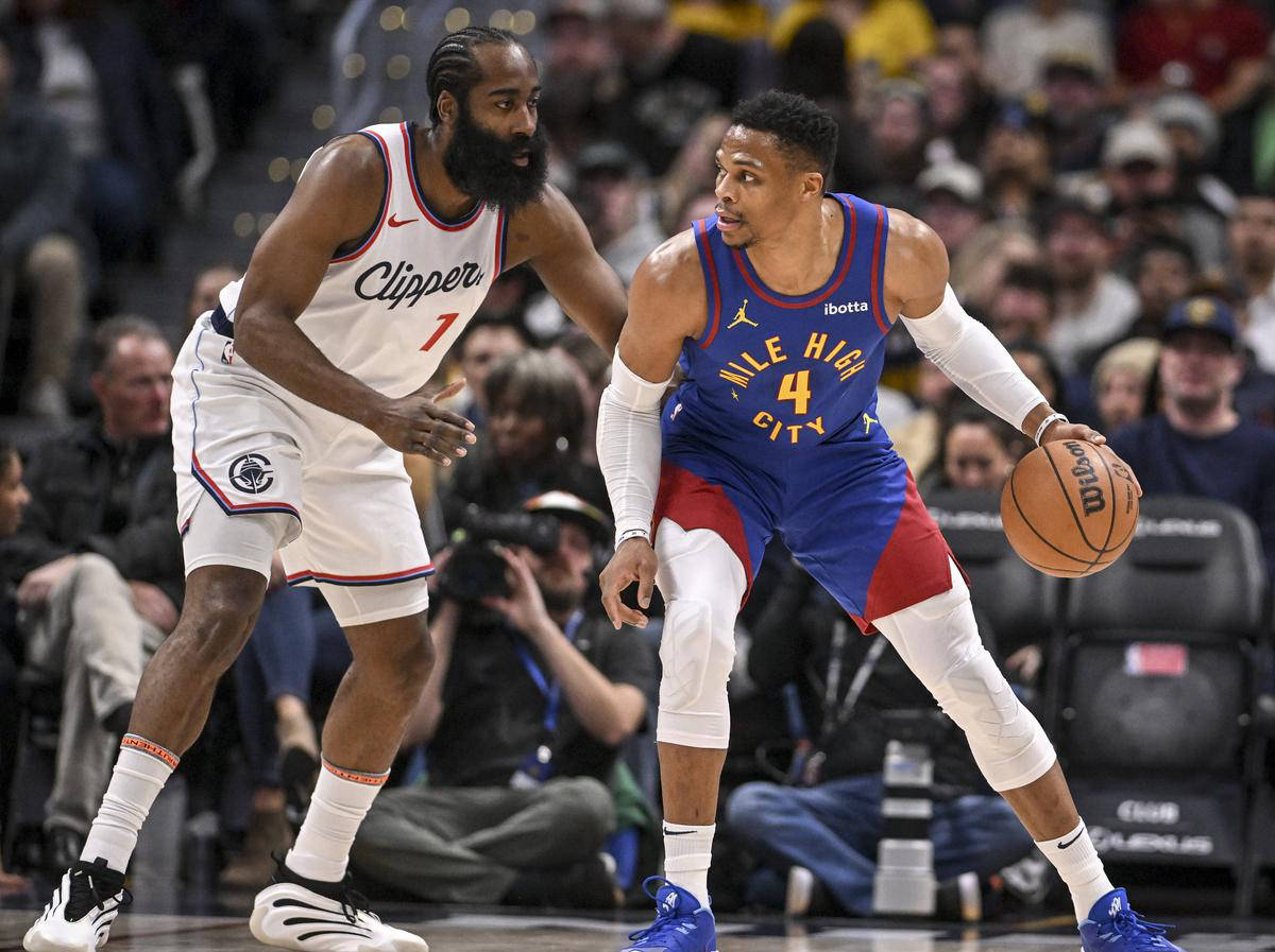 国王球员集体表现出色，球队整体实力受肯定