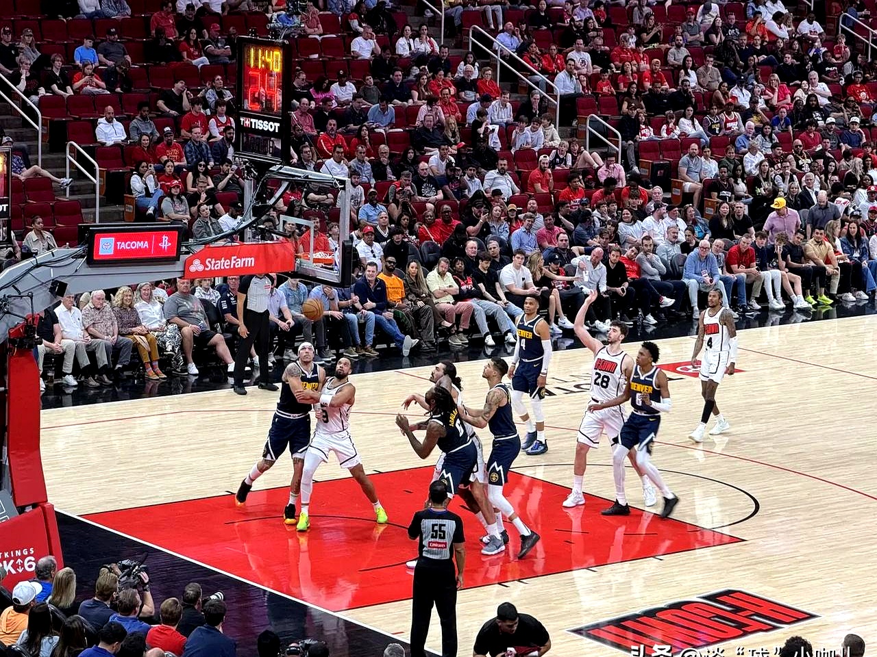 火箭不敌掘金遭遇季后赛连败