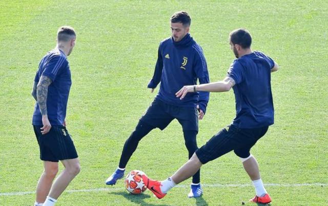 尤文达主帅点赞球队表现,取得胜利真乃实至名归 尤文达主帅点赞球队表现,取得胜利真乃实至名归