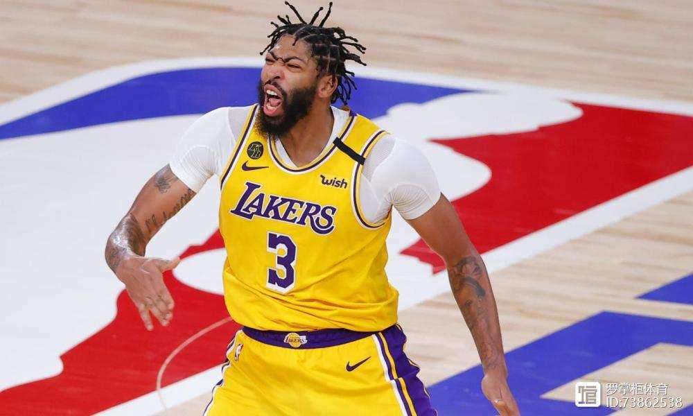 关于天津队鏖战雄鹿，詹姆斯统治全场的信息