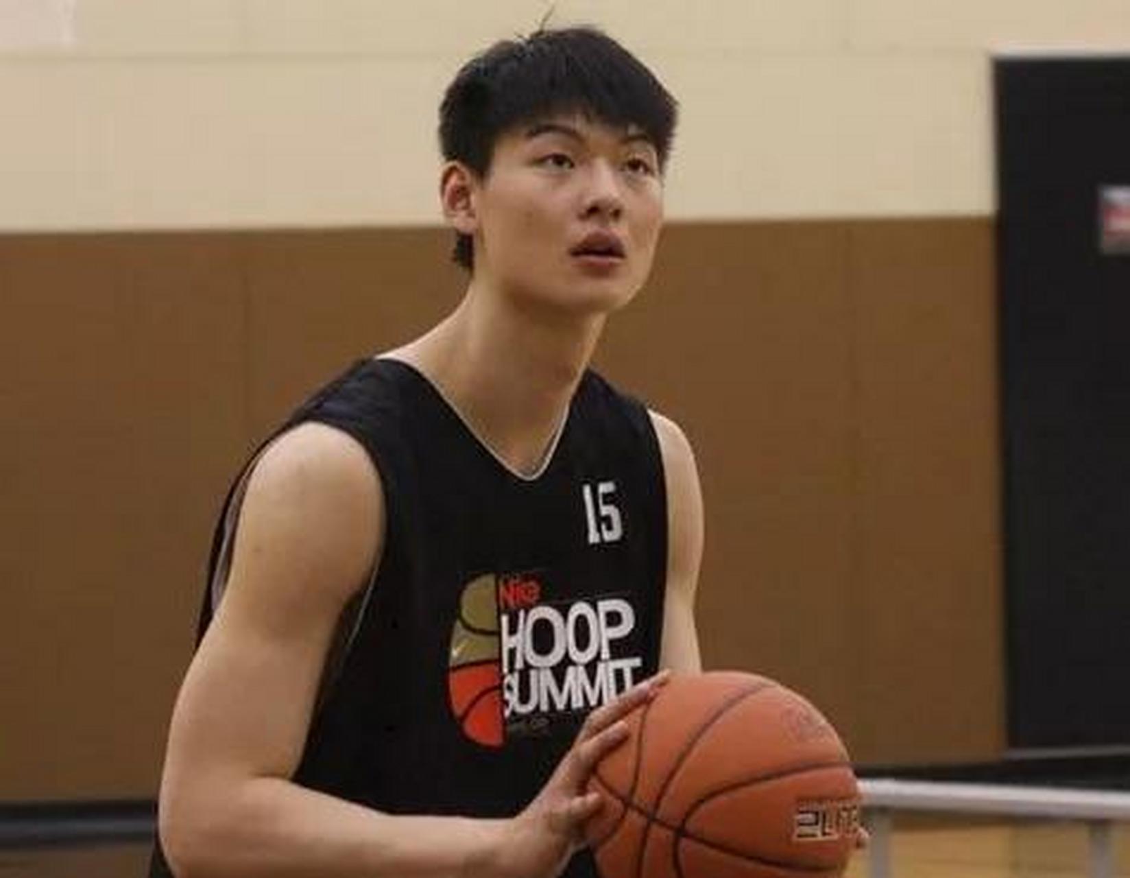 火箭鏖战湖人，王哲林点燃赛场的简单介绍