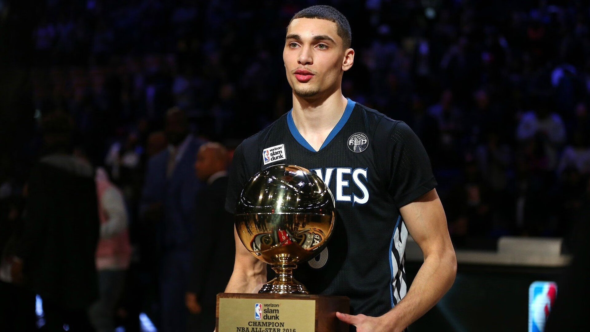 开云体育在线-英雄，还是工具人？恩佐破局之夜改写意甲争冠叙事