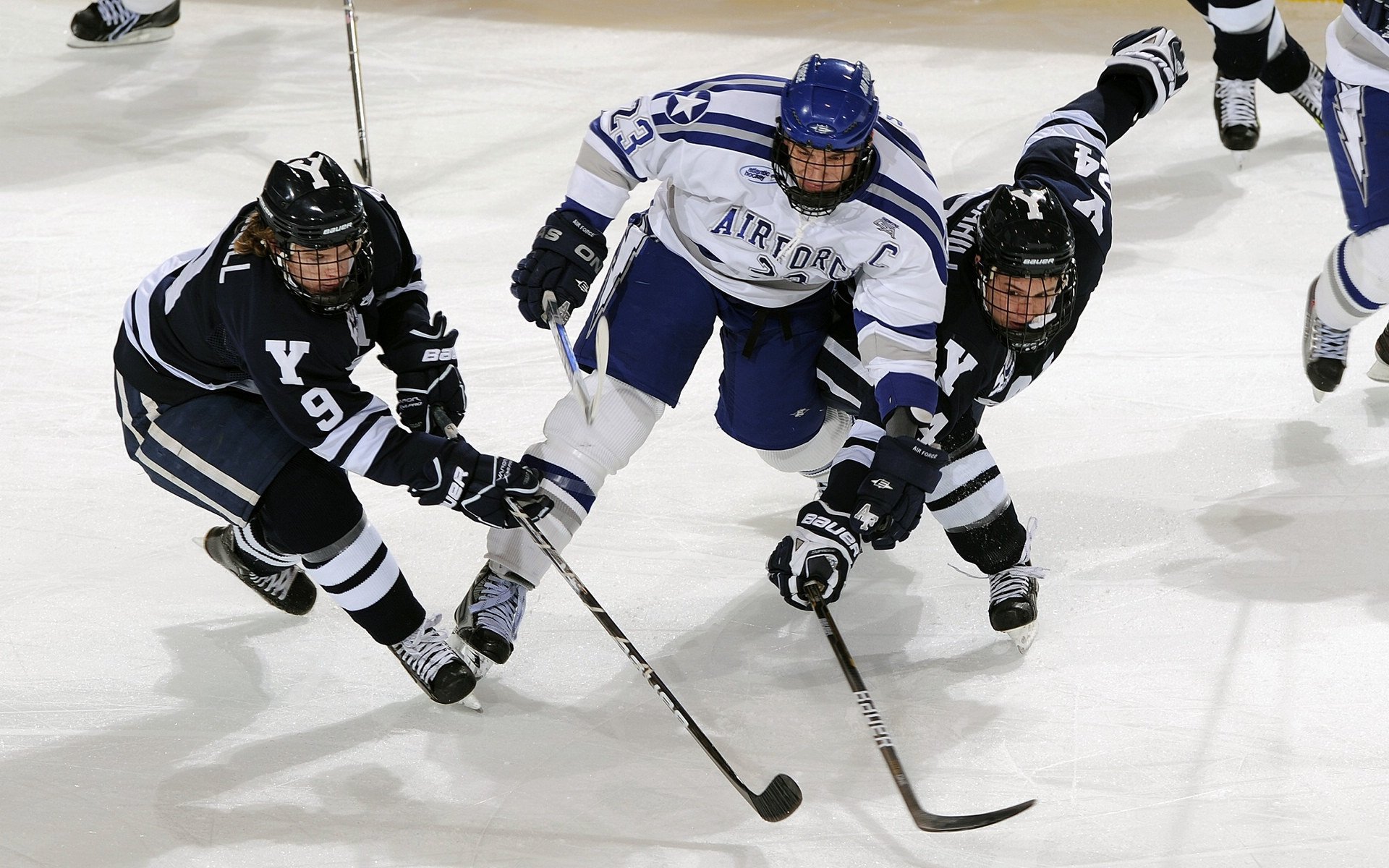 开云体育平台APP-镇魂曲与狂想曲，当强行终结遇上彻底接管